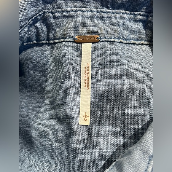 Free People Chambray Button Down Sleeveless Linen Blend Top Size Large - Picture 6 of 8